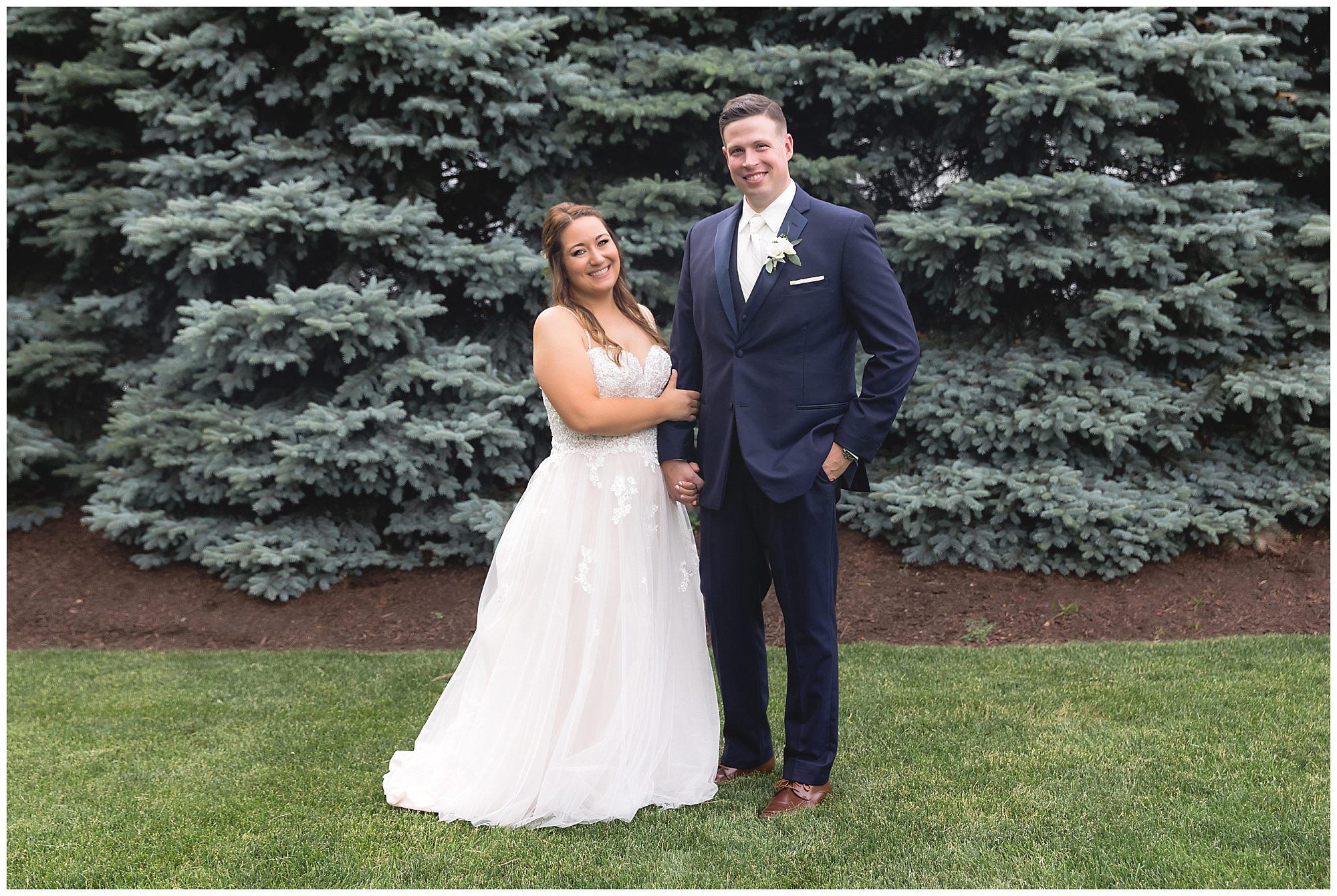 maneeley's wedding bride and groom