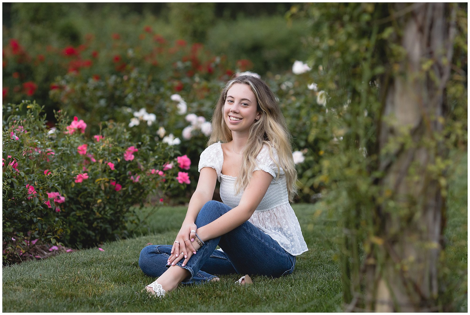 senior portraits roses