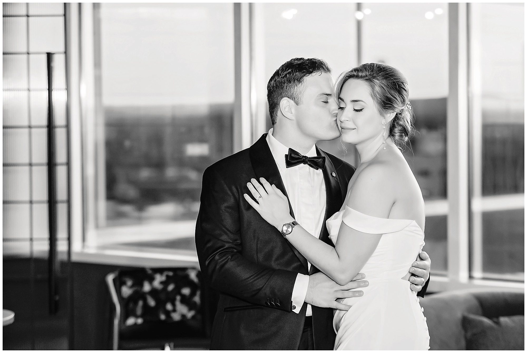 wickham park the foundry wedding portrait