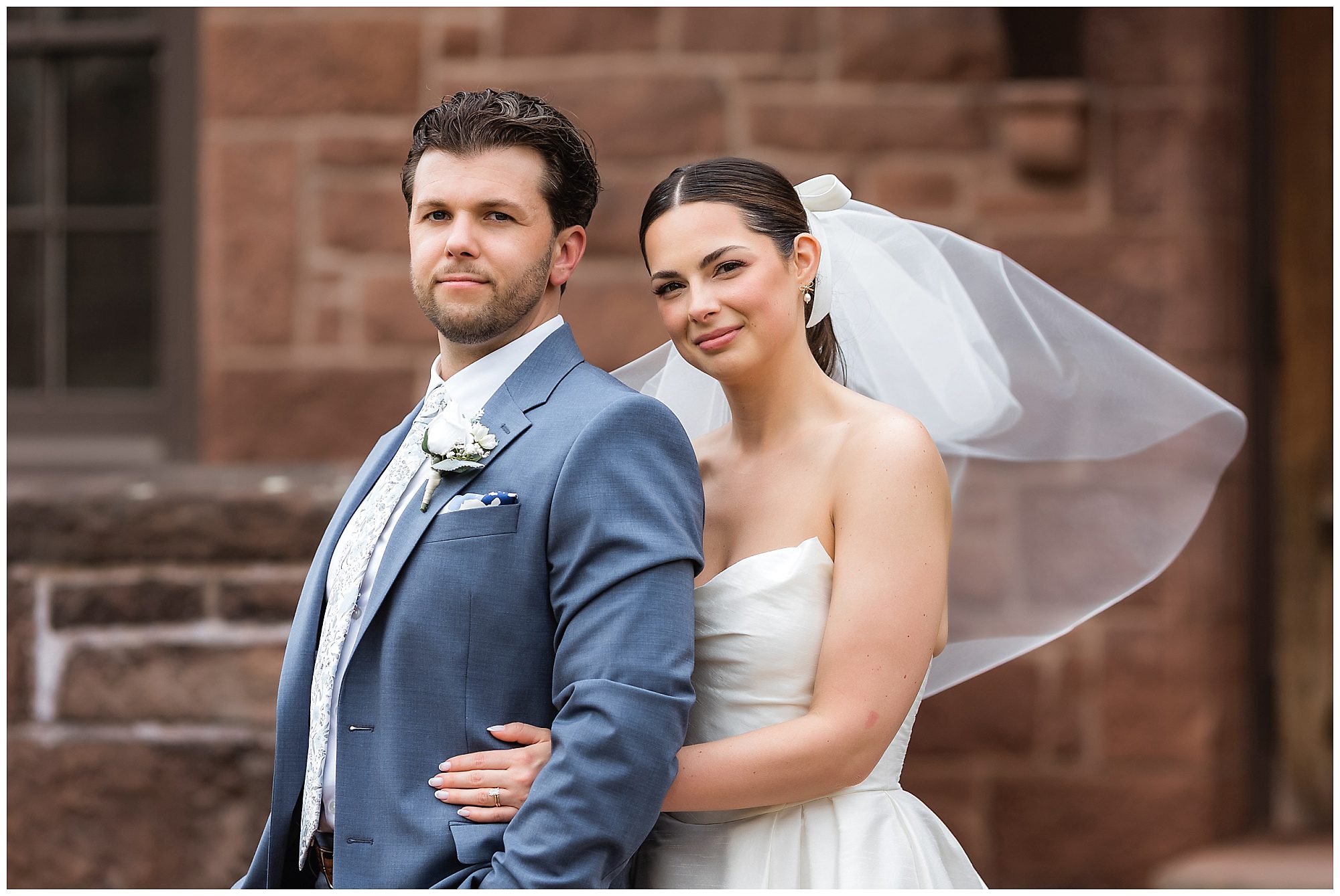 metro bis intimate wedding portraits