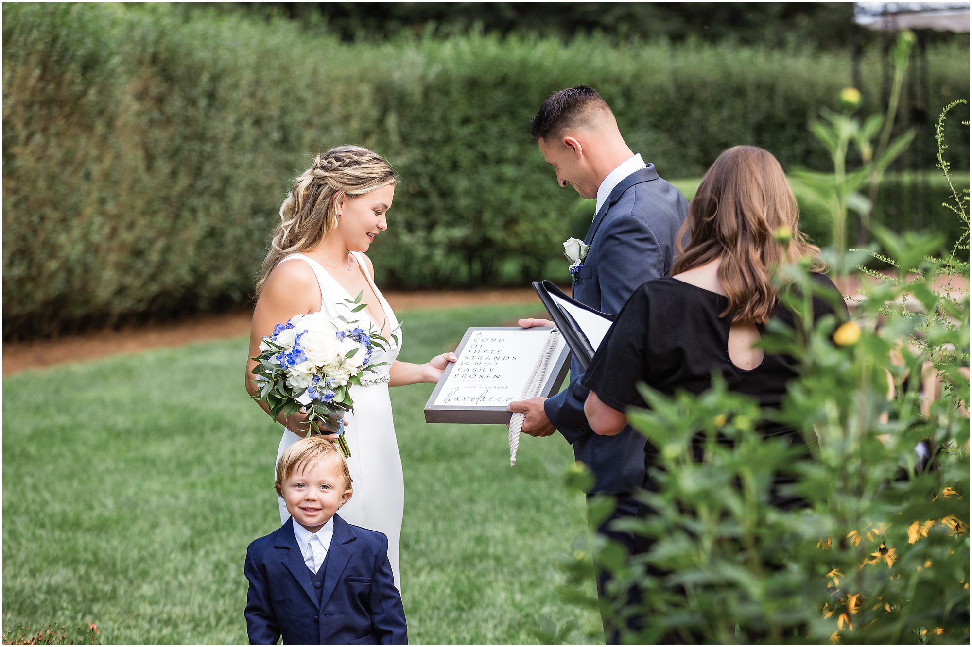 Connecticut Officiant elopement photographer wedding ceremony