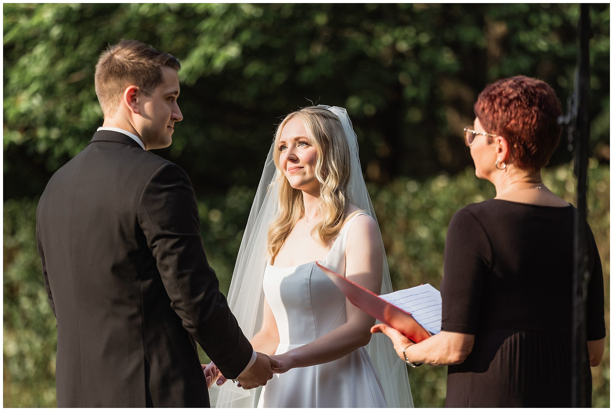 Intimate Wickham Park Wedding Ceremony