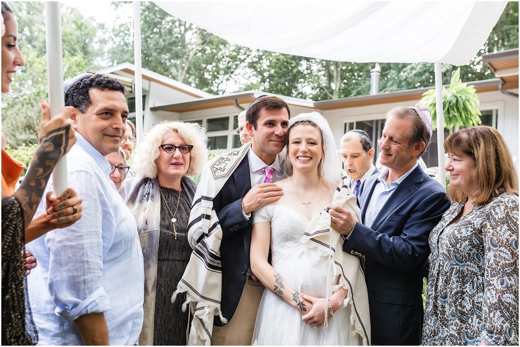 intimate backyard wedding