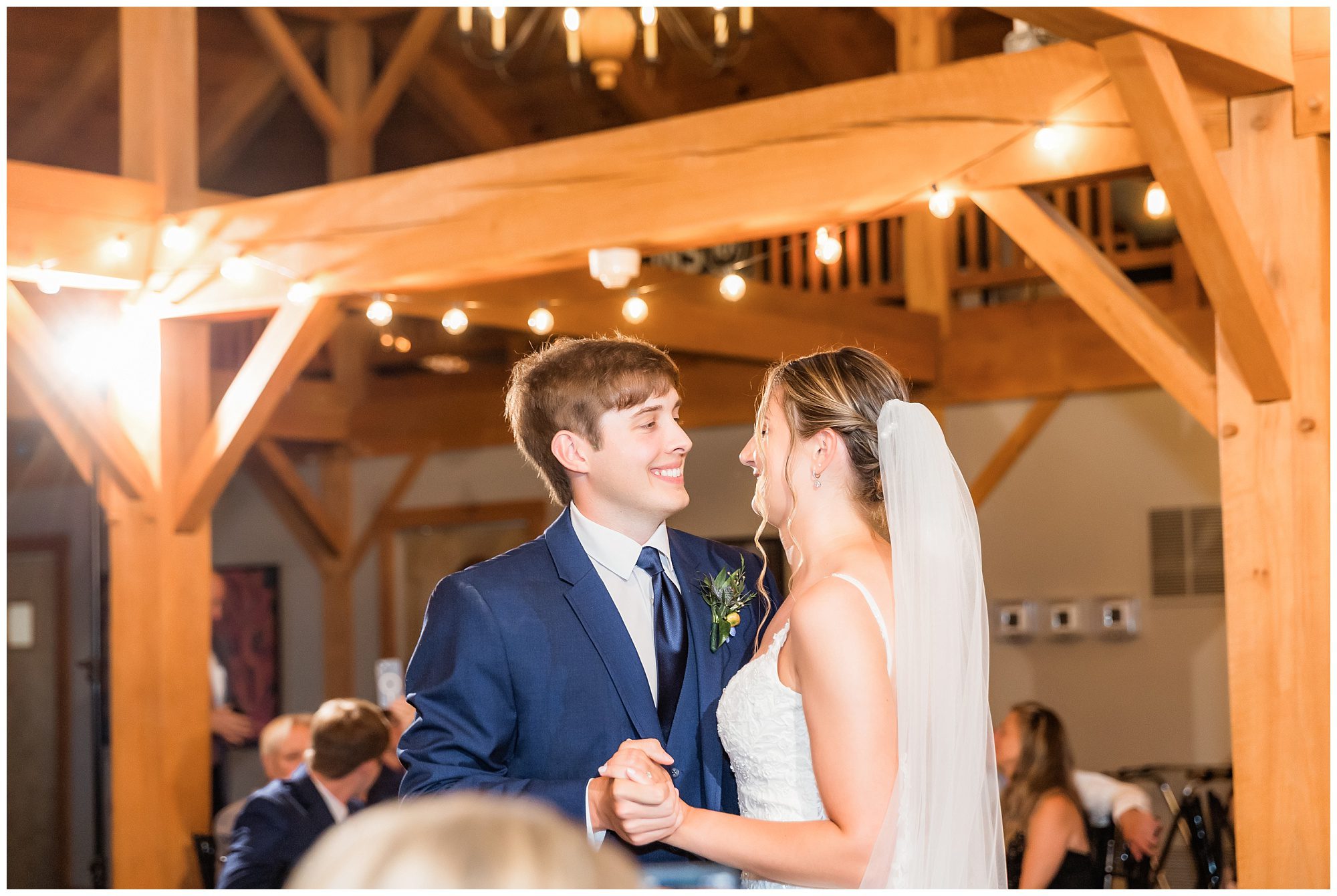 Barn at Wight Farm ceremony first dance