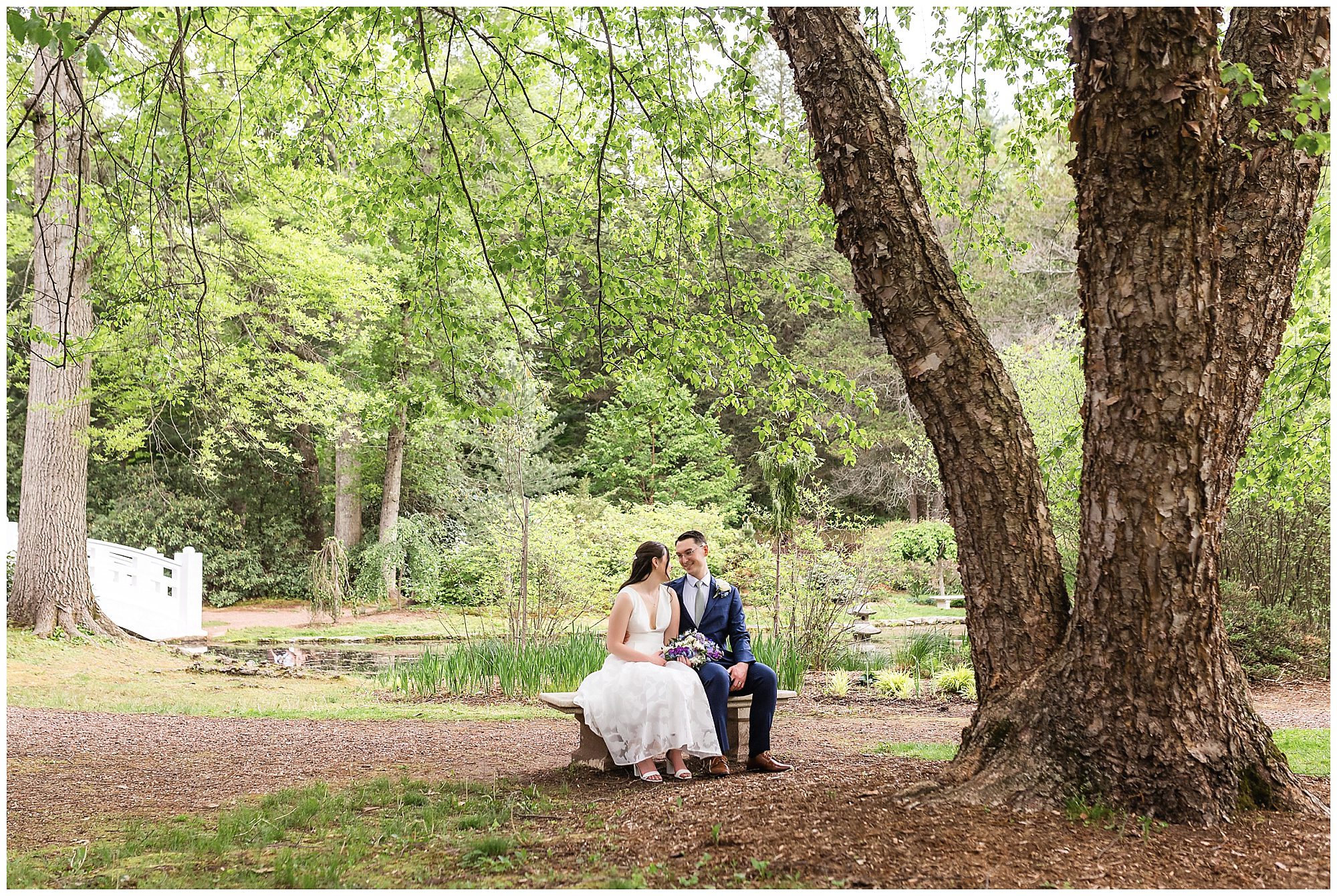 Wickham Park elopement portraits wide angle